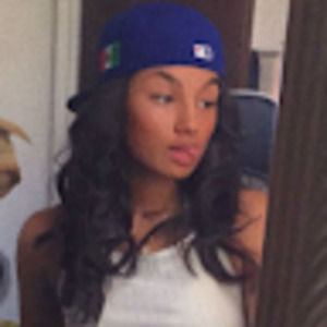 Meet your Posher, Itz